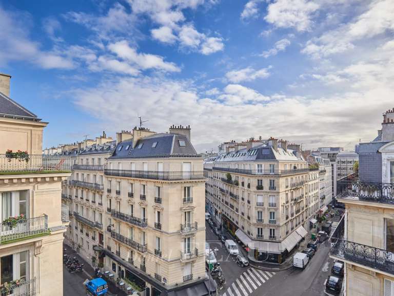Appartement Paris 8e - 3 chambres - 124m²
