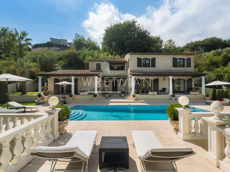 Villa Cagnes-sur-Mer - 4 chambres - 215m²