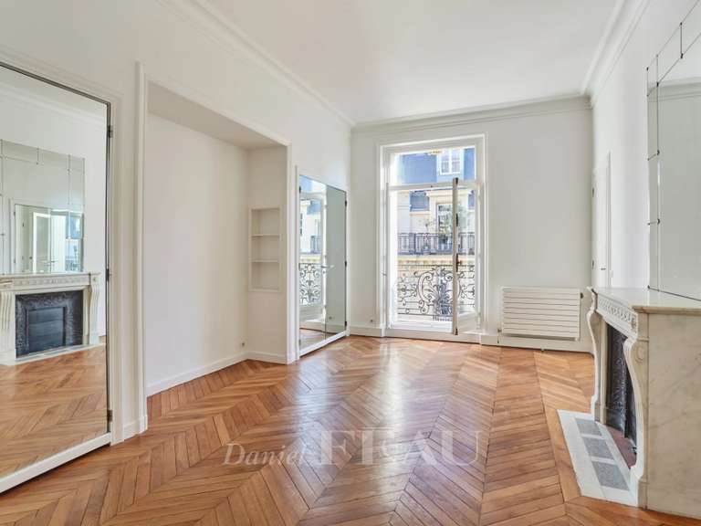 Appartement Paris 16e - 5 chambres - 361m²