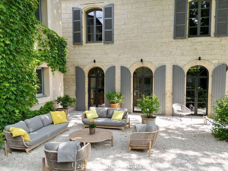 House Uzès - 7 bedrooms - 300m²