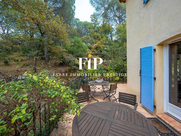 Propriété Saint-Maximin-la-Sainte-Baume - 10 chambres - 341m²