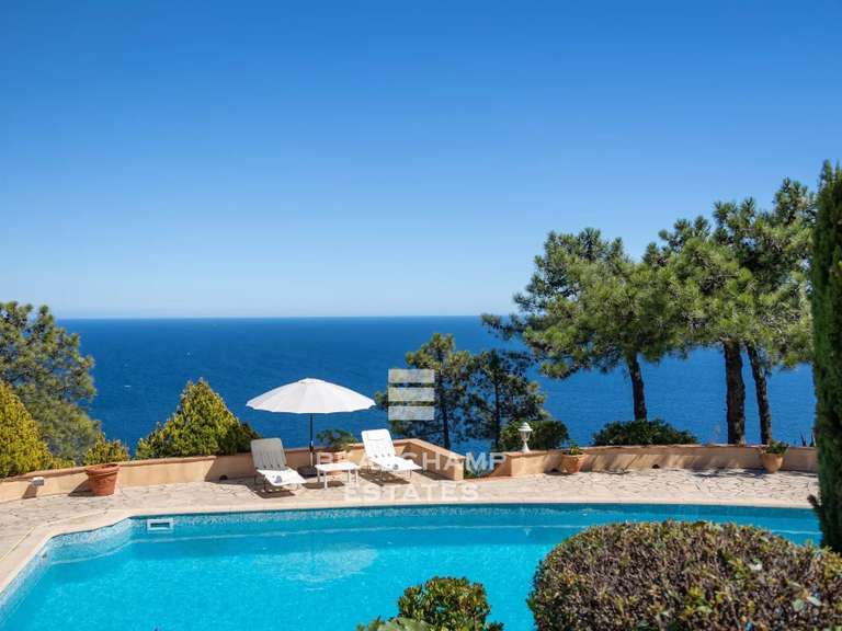Villa avec Vue sur mer Le trayas - 5 chambres - 234m²