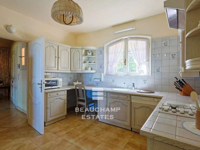 Villa avec Vue sur mer Le trayas - 5 chambres - 234m²