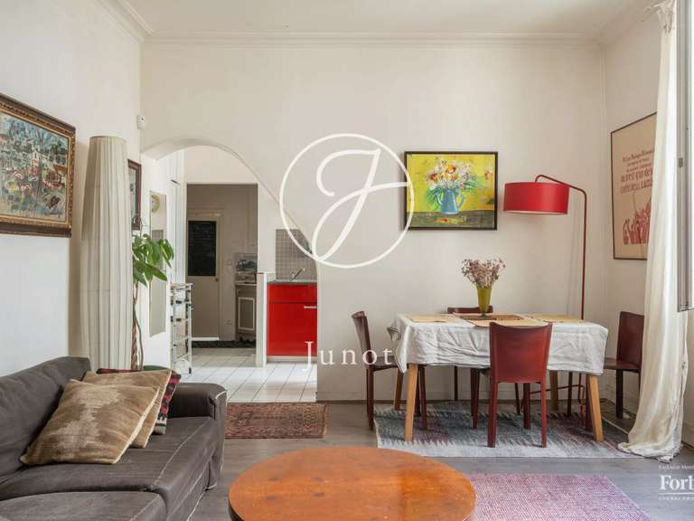 Appartement Paris 3e - 2 chambres - 66m²
