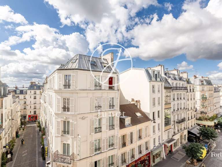 Apartment Paris 18e - 4 bedrooms - 114m²
