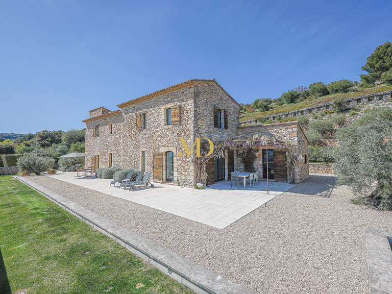 Maison Gordes - 3 chambres - 300m²