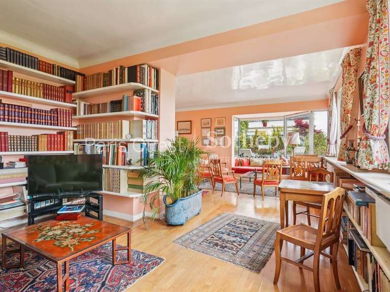 Apartment Neuilly-sur-Seine - 2 bedrooms - 147m²