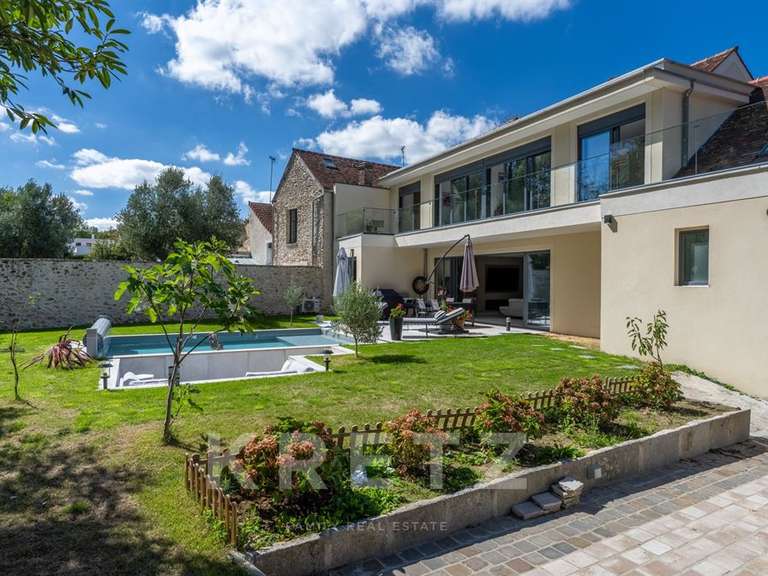 House Montfort-l'Amaury - 5 bedrooms - 333m²