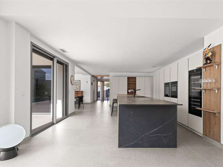 Maison Pérols - 5 chambres - 250m²