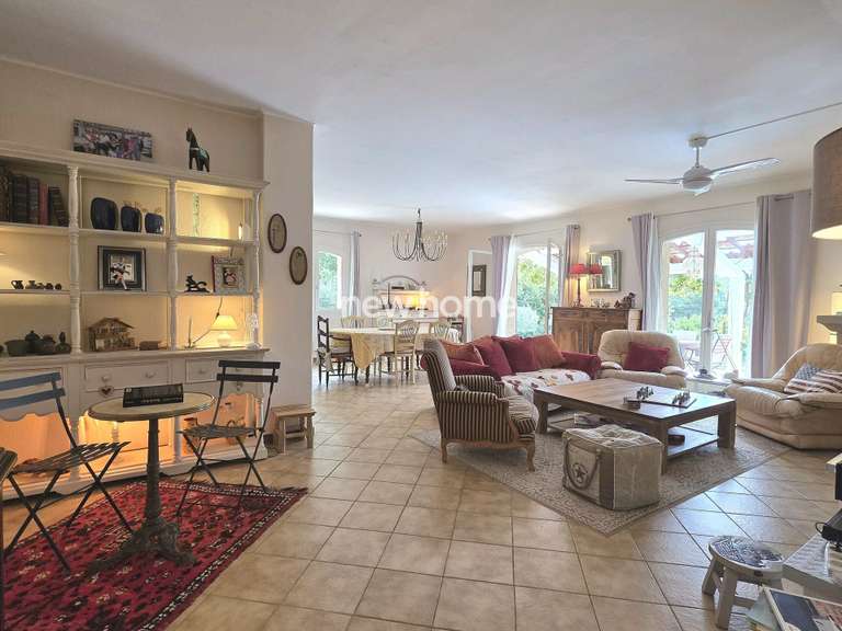 Maison Fayence - 3 chambres - 275m²