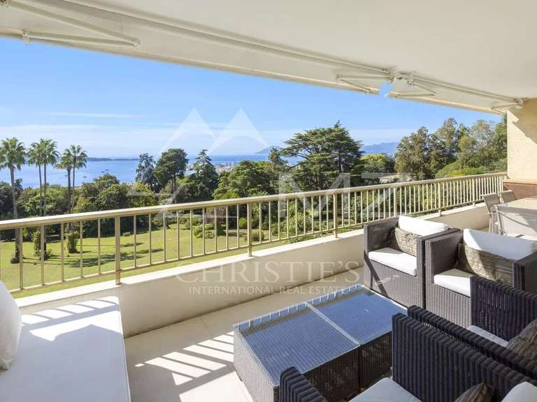 Apartment with Sea view Cannes - 2 bedrooms - 102m²