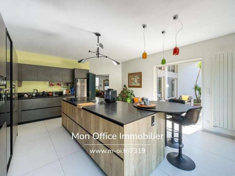 Maison Aix-en-Provence - 7 chambres - 380m²