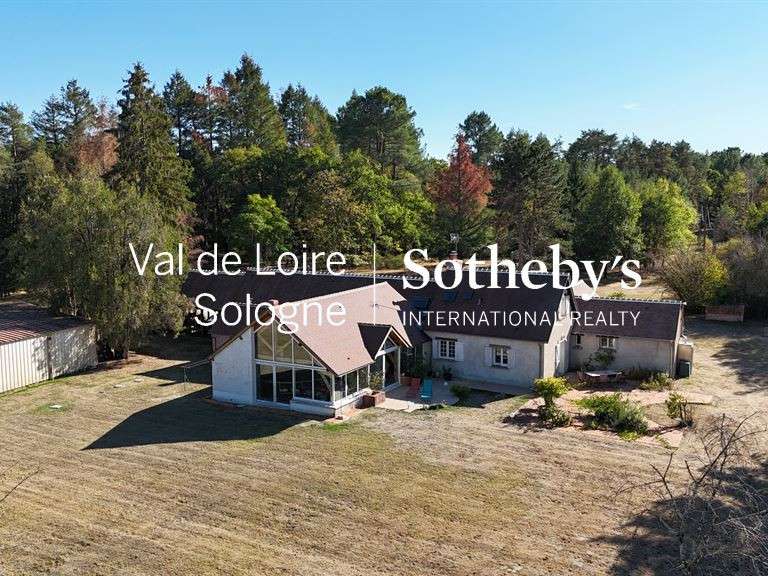 Maison Marcilly-en-Villette - 7 chambres - 292m²
