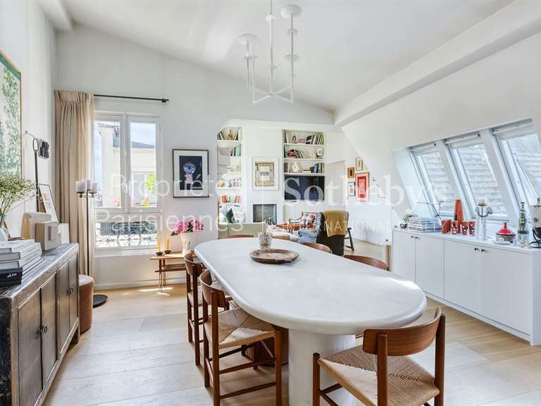 Appartement Paris 7e - 4 chambres - 165m²
