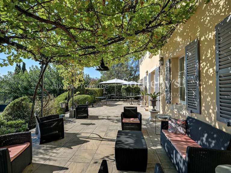 Maison Aix-en-Provence - 5 chambres - 295m²