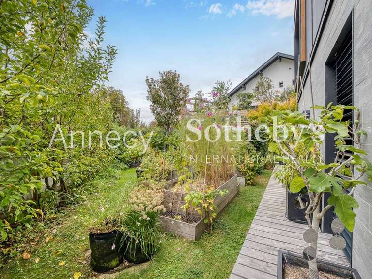 Maison Annecy-le-Vieux - 4 chambres - 174m²