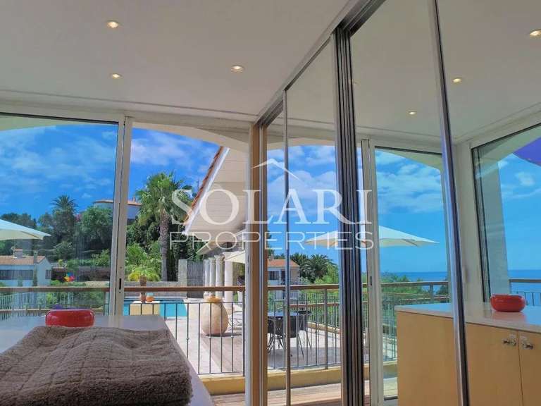 Villa with Sea view Théoule-sur-Mer - 3 bedrooms - 200m²