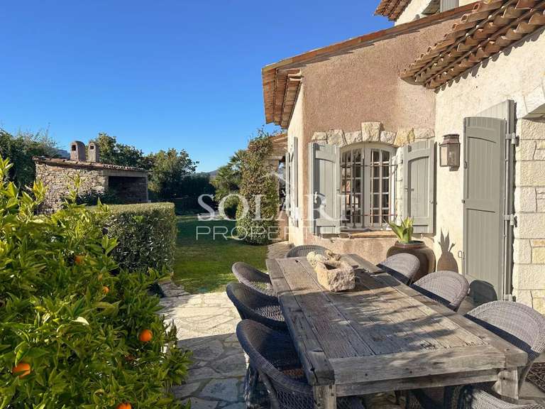 Villa Mandelieu-la-Napoule - 4 bedrooms - 305m²