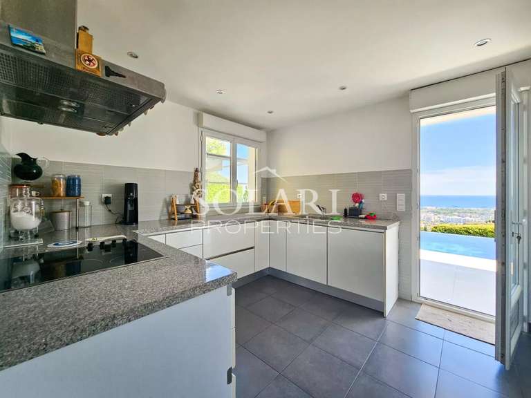 Villa Mandelieu-la-Napoule - 4 chambres - 180m²