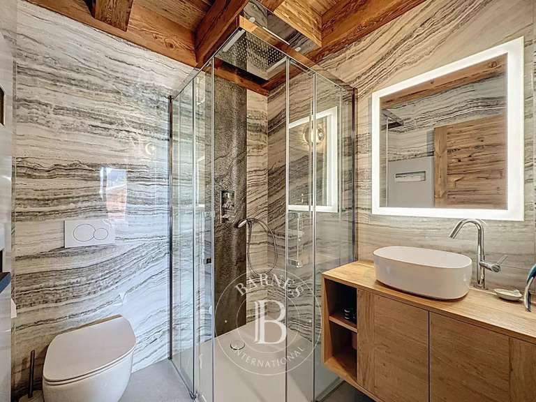 Chalet La Giettaz - 6 bedrooms - 323m²