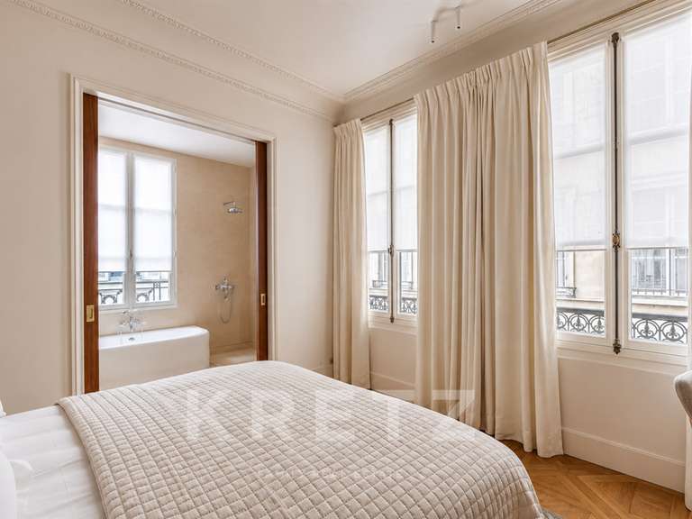 Appartement Paris 6e - 3 chambres - 148m²