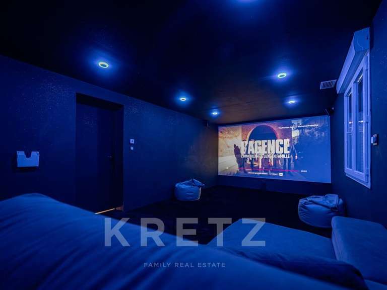 Maison Nîmes - 6 chambres - 402m²