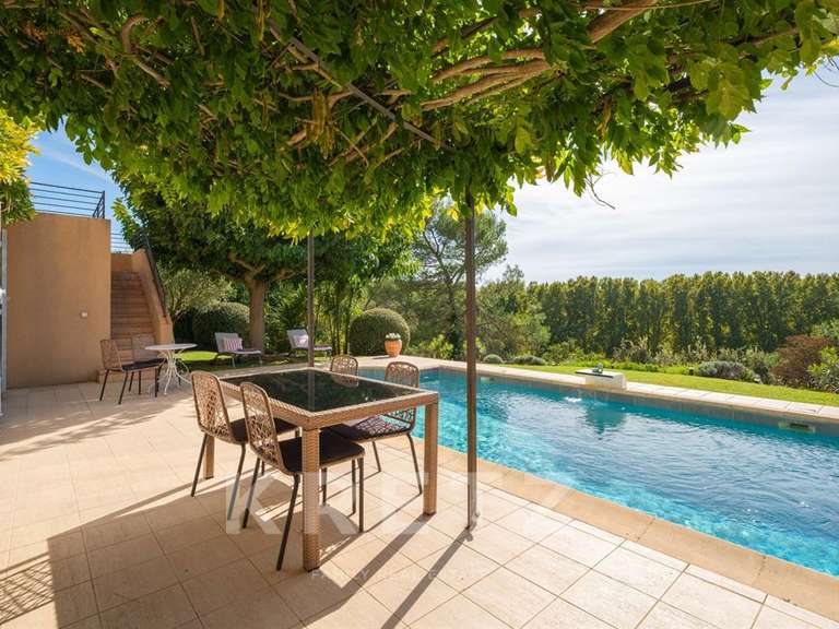 Maison Mallemort - 4 chambres - 132m²