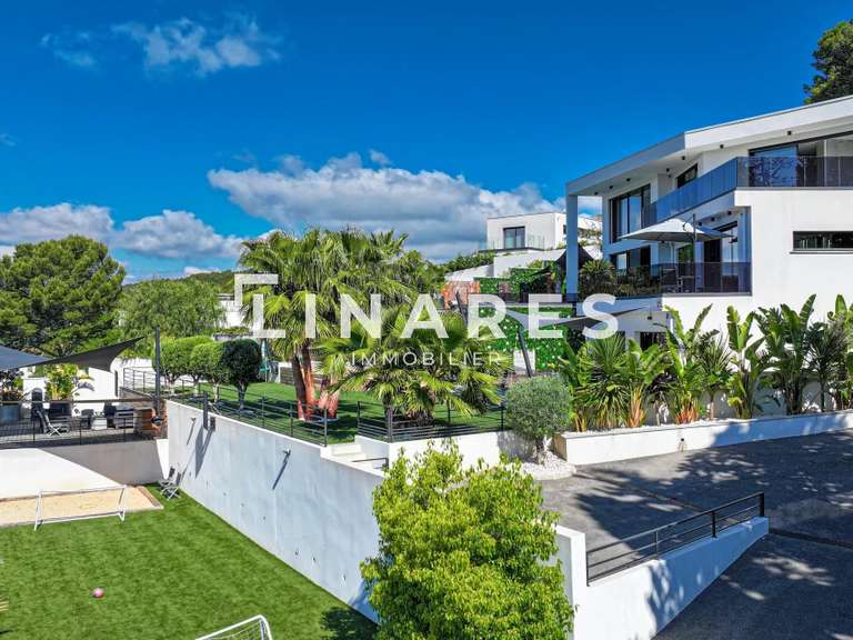 Villa Marseille 11e - 420m²
