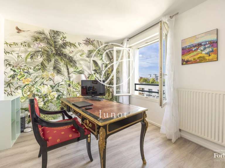 Apartment Courbevoie - 4 bedrooms - 165m²