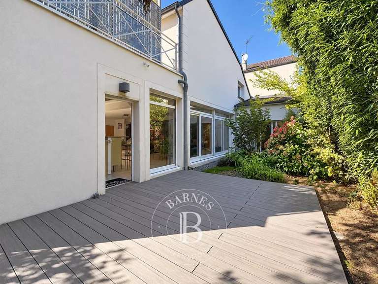 Maison Nogent-sur-Marne - 5 chambres - 263m²