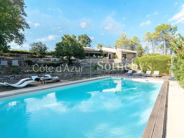 Maison Saint-Paul-en-Forêt - 5 chambres - 200m²