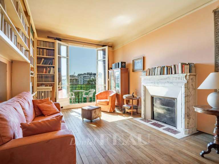 Appartement Paris 16e - 2 chambres - 81m²