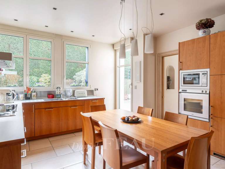 Maison Ville-d'Avray - 5 chambres - 550m²