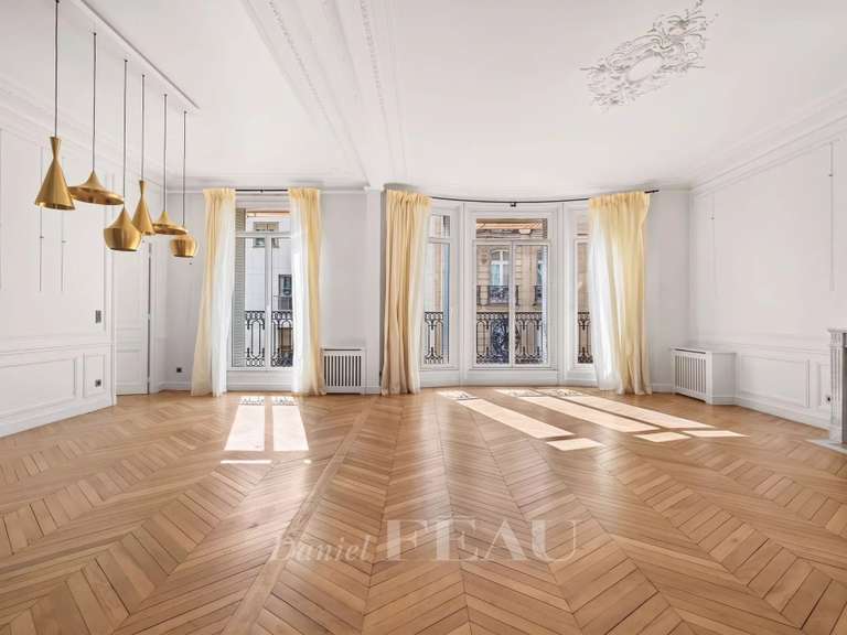 Apartment Paris 7e - 5 bedrooms - 245m²
