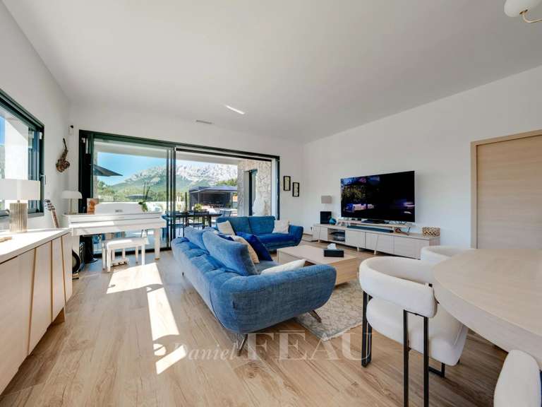 Maison Aix-en-Provence - 3 chambres - 169m²