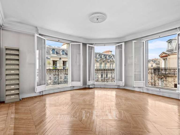 Appartement Paris 8e - 4 chambres - 153m²