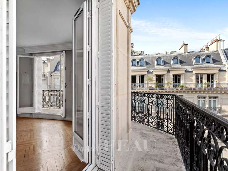 Appartement Paris 8e - 4 chambres - 153m²