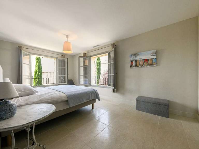Propriété Uzès - 4 chambres - 223m²