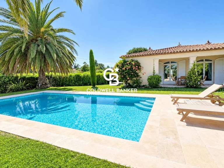 Maison Grimaud - 4 chambres - 244m²