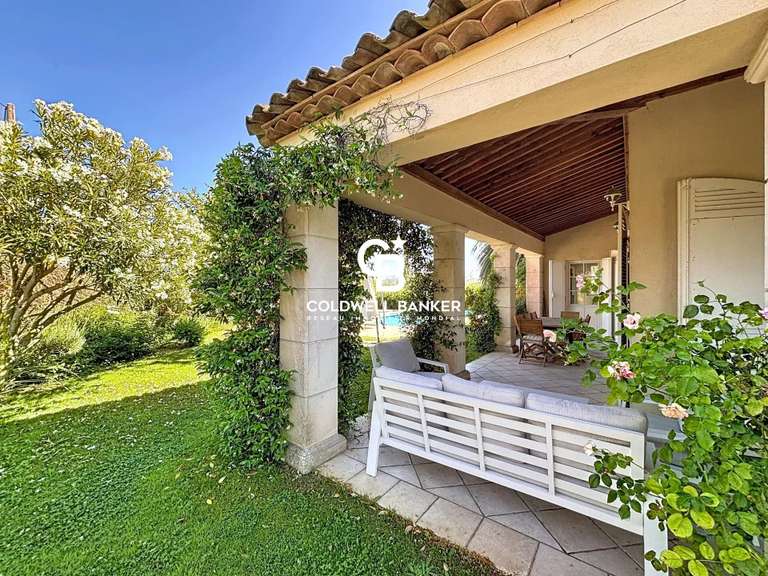 Maison Grimaud - 4 chambres - 244m²