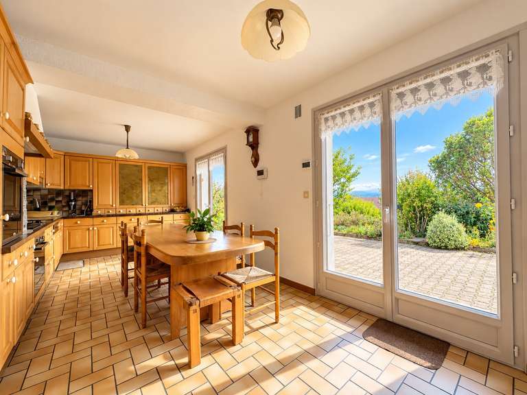 Maison Saint-Jean-de-Gonville - 4 chambres - 130m²