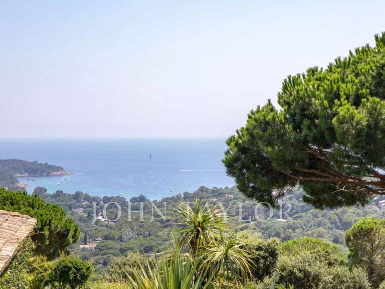 Propriété avec Vue sur mer La Croix-Valmer - 4 chambres - 210m²