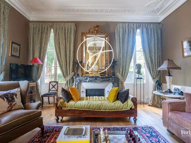 Manoir Courson-les-Carrières - 8 chambres - 592m²