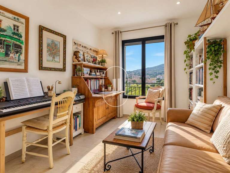 Apartment with Sea view Sainte-Maxime - 3 bedrooms - 114m²