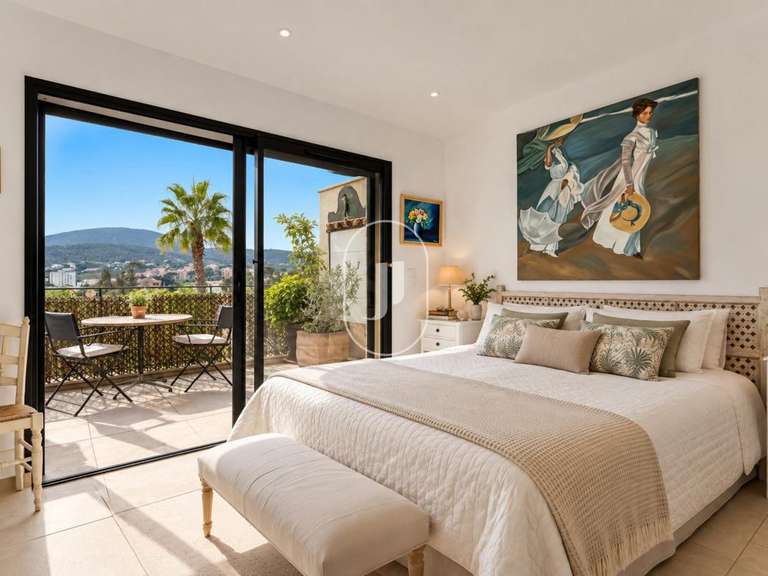 Apartment with Sea view Sainte-Maxime - 3 bedrooms - 114m²