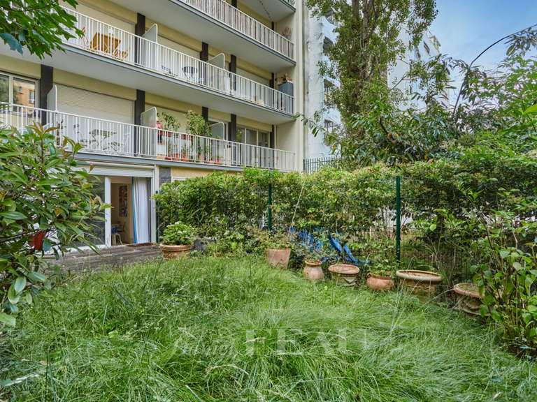 Apartment Paris 16e - 2 bedrooms - 141m²