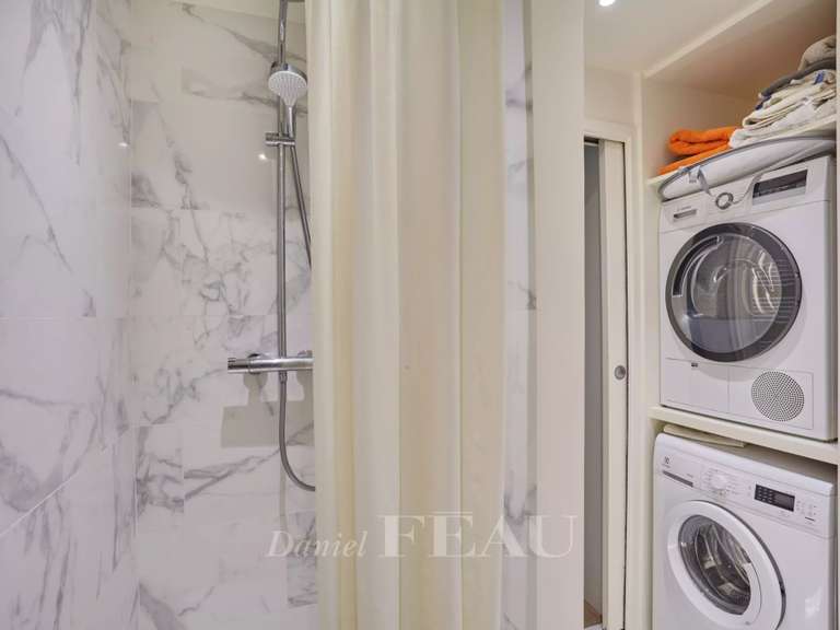 Apartment Paris 16e - 2 bedrooms - 141m²
