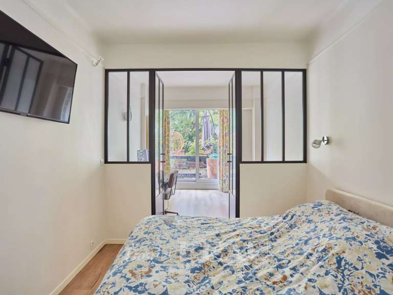 Apartment Paris 16e - 2 bedrooms - 141m²