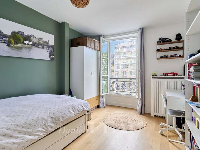 Appartement Paris 17e - 3 chambres - 102m²