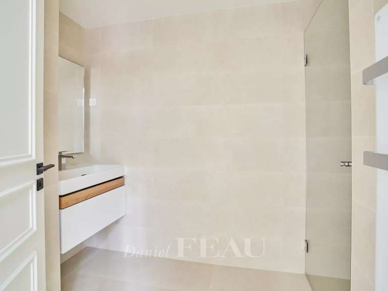 Appartement Paris 16e - 4 chambres - 286m²